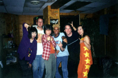 Shonen Knife & The Michael Shelley Band backstage